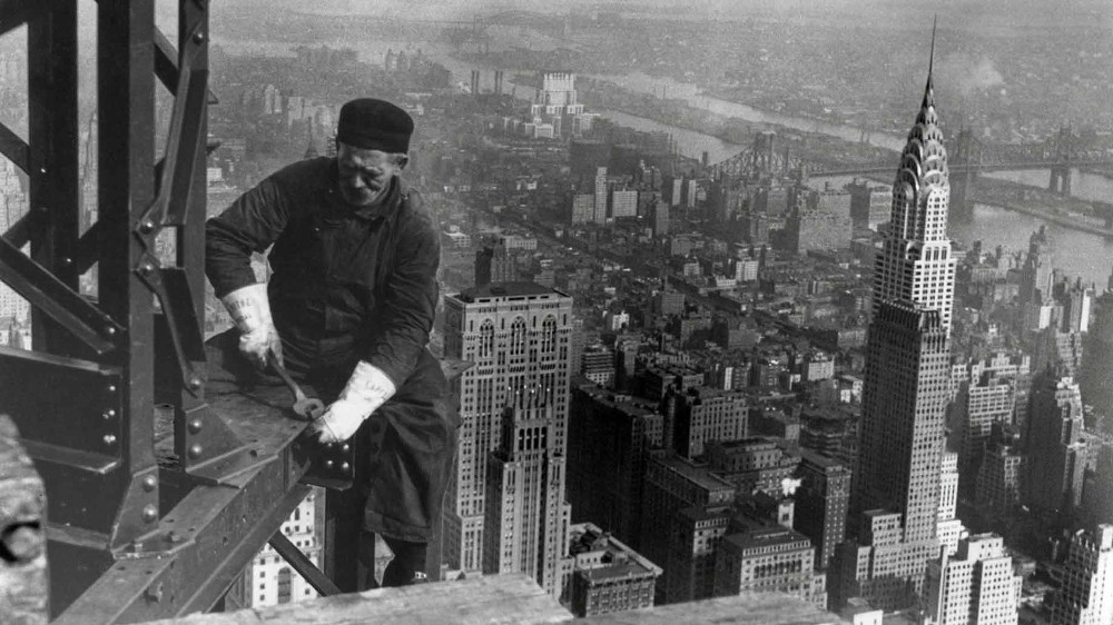 Empire State Building Construction - Fists and .45s!